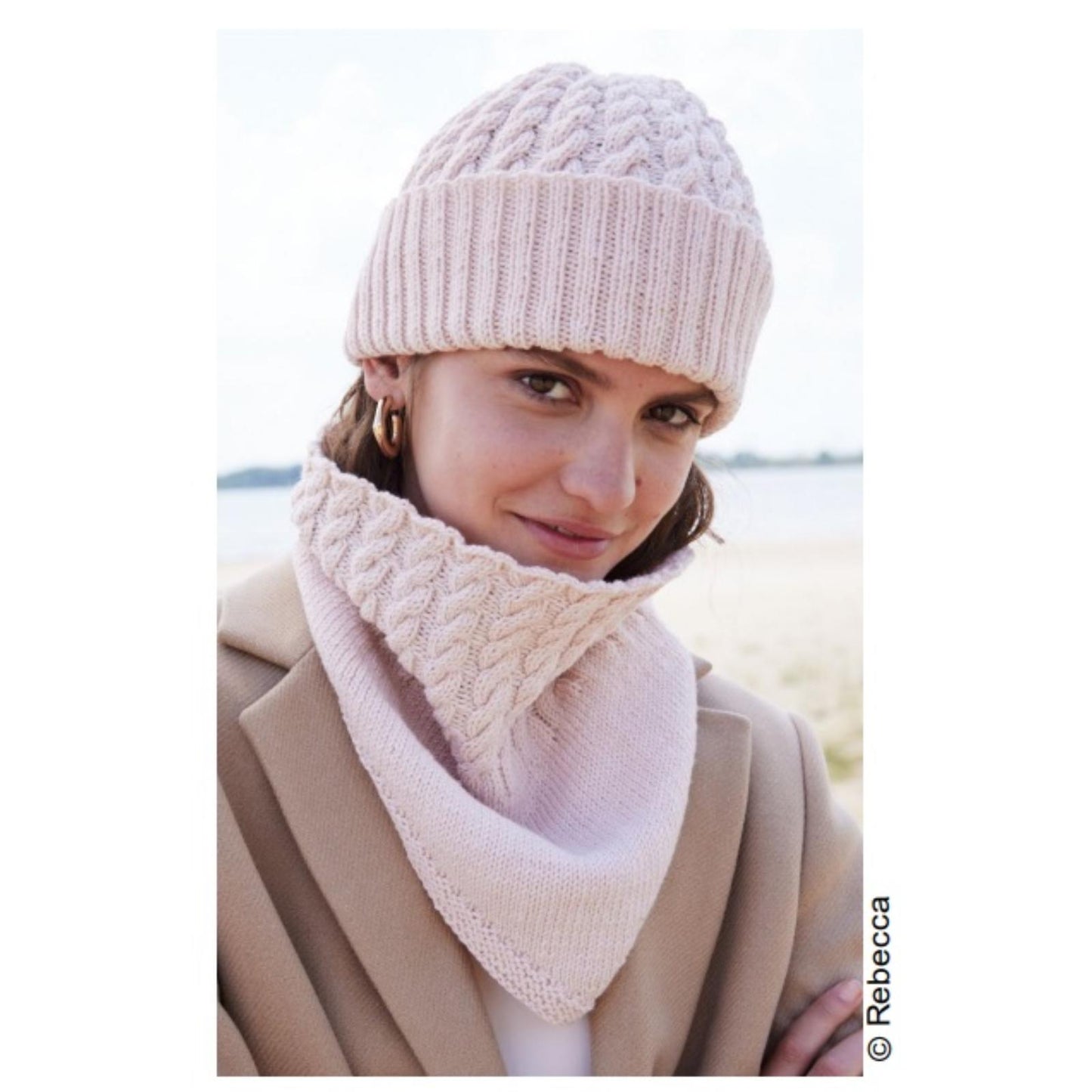 Modell 24083 Cowl (Halswärmer) – Originalanleitung von © Austermann by Schoeller