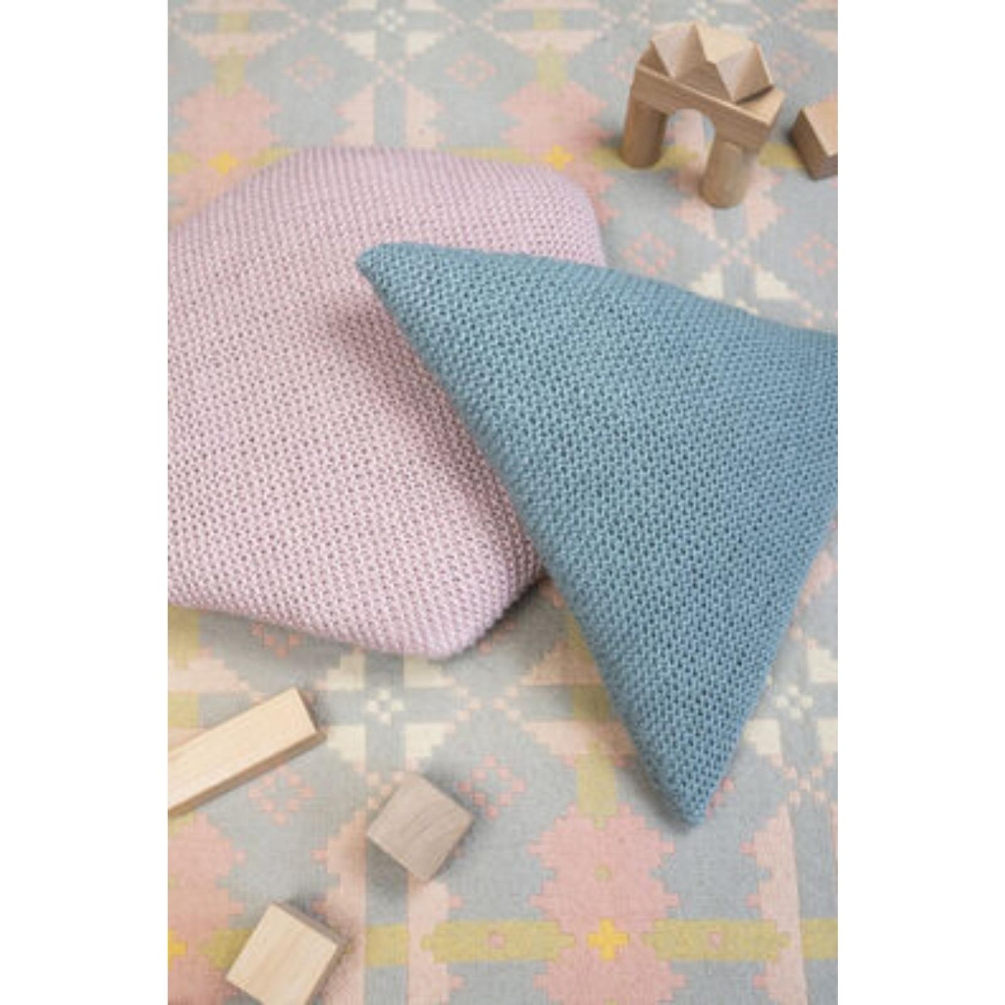 Rowan Magazine Bloom Book Three Nursery (EN/DE)