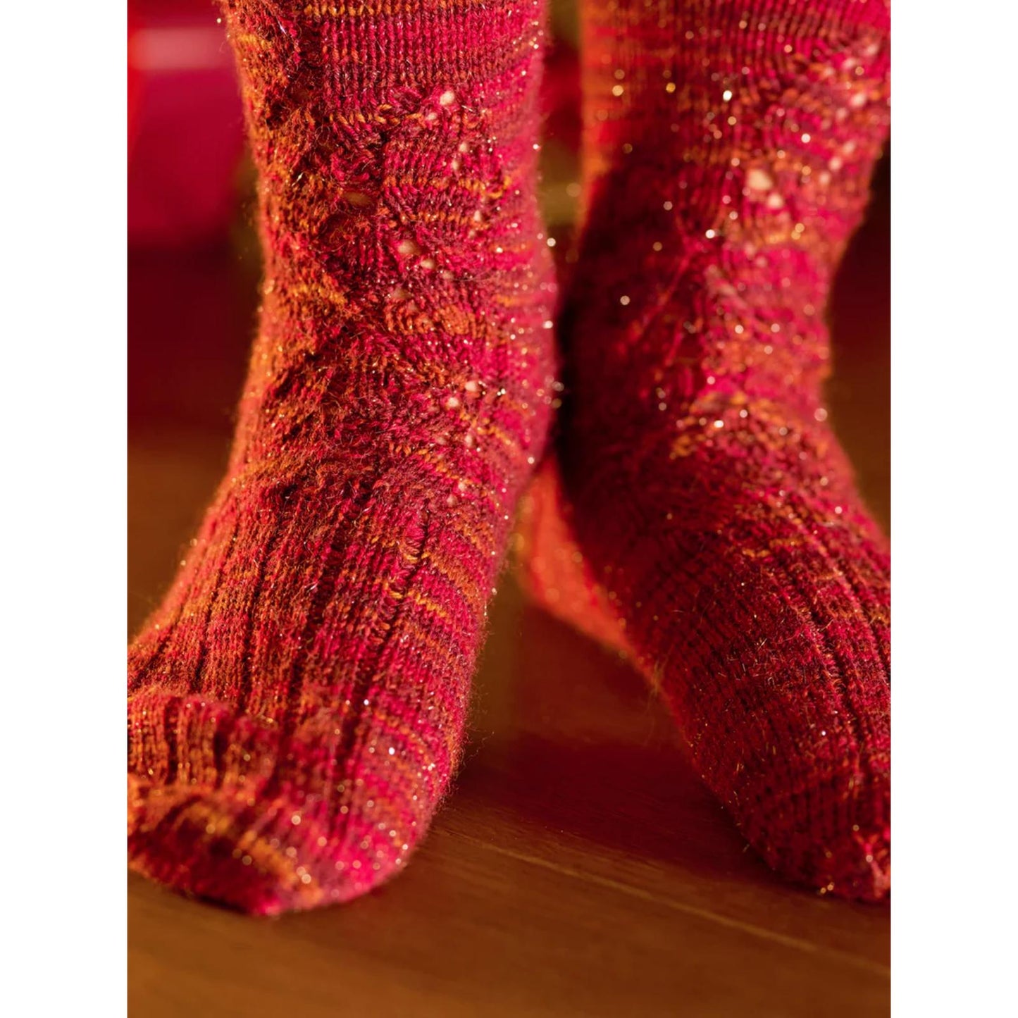 WYS, muskatnussfarbene Stricksocken, digitale Strickanleitung